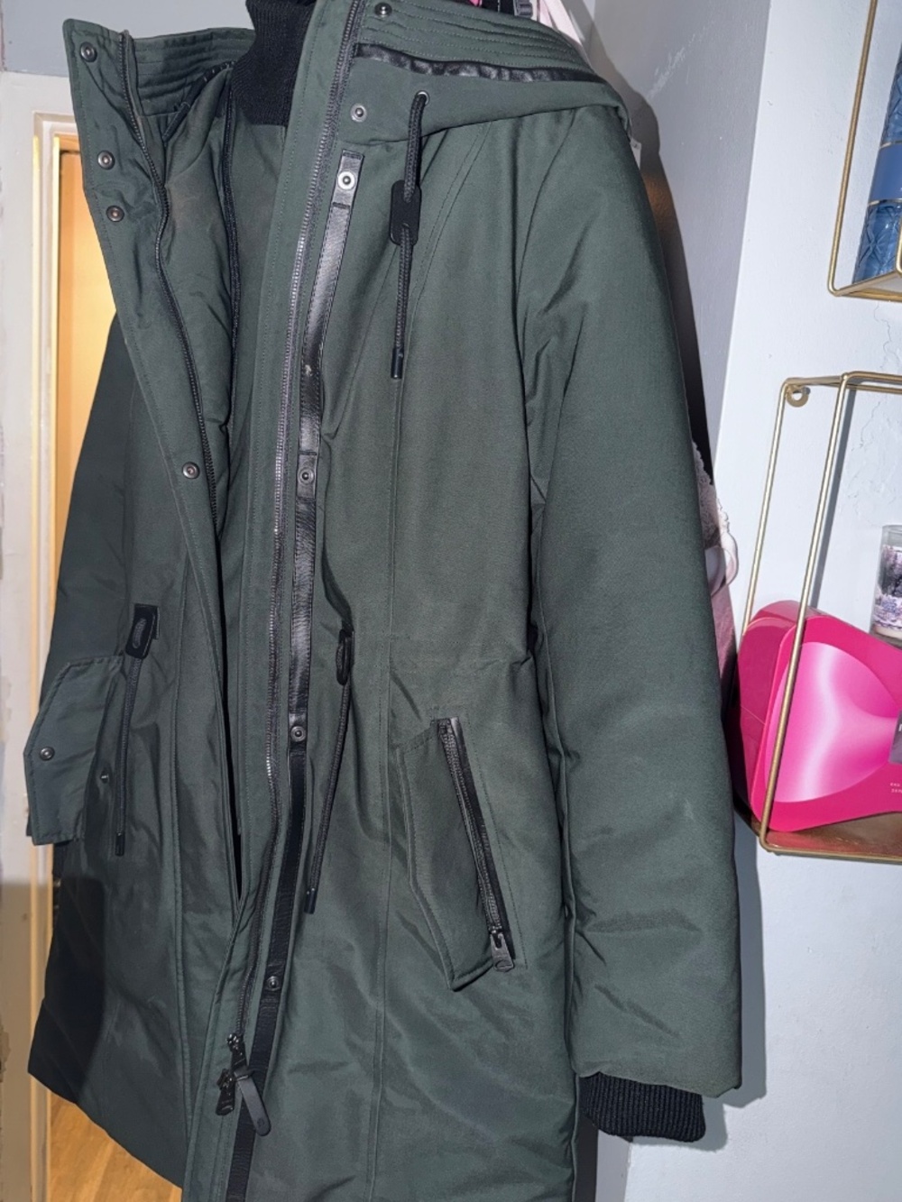 Mackage - Picture 5 of 7